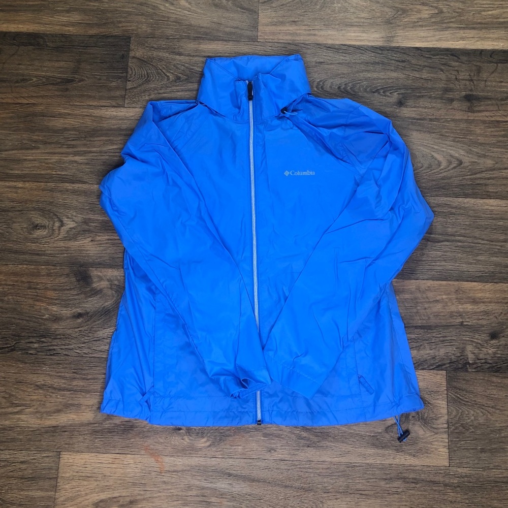 Women’s Columbia rain jacket.